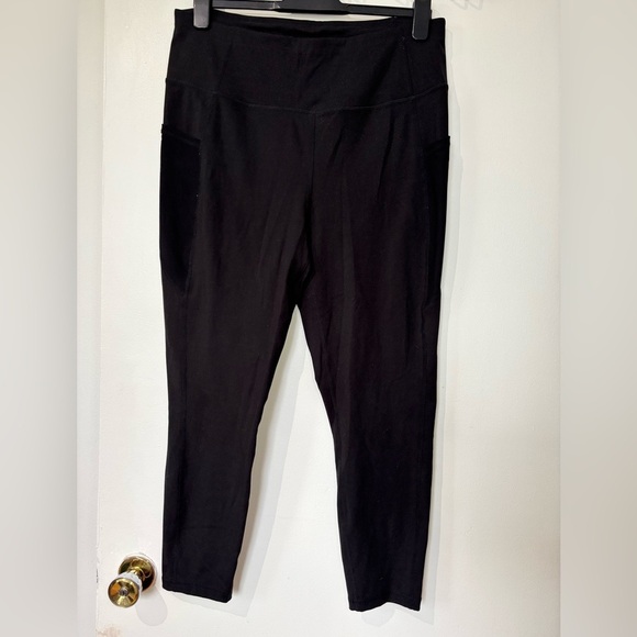 🎉4/30$🎉 Reebok Black Cropped Active Leggings - Size XL - Picture 1 of 5